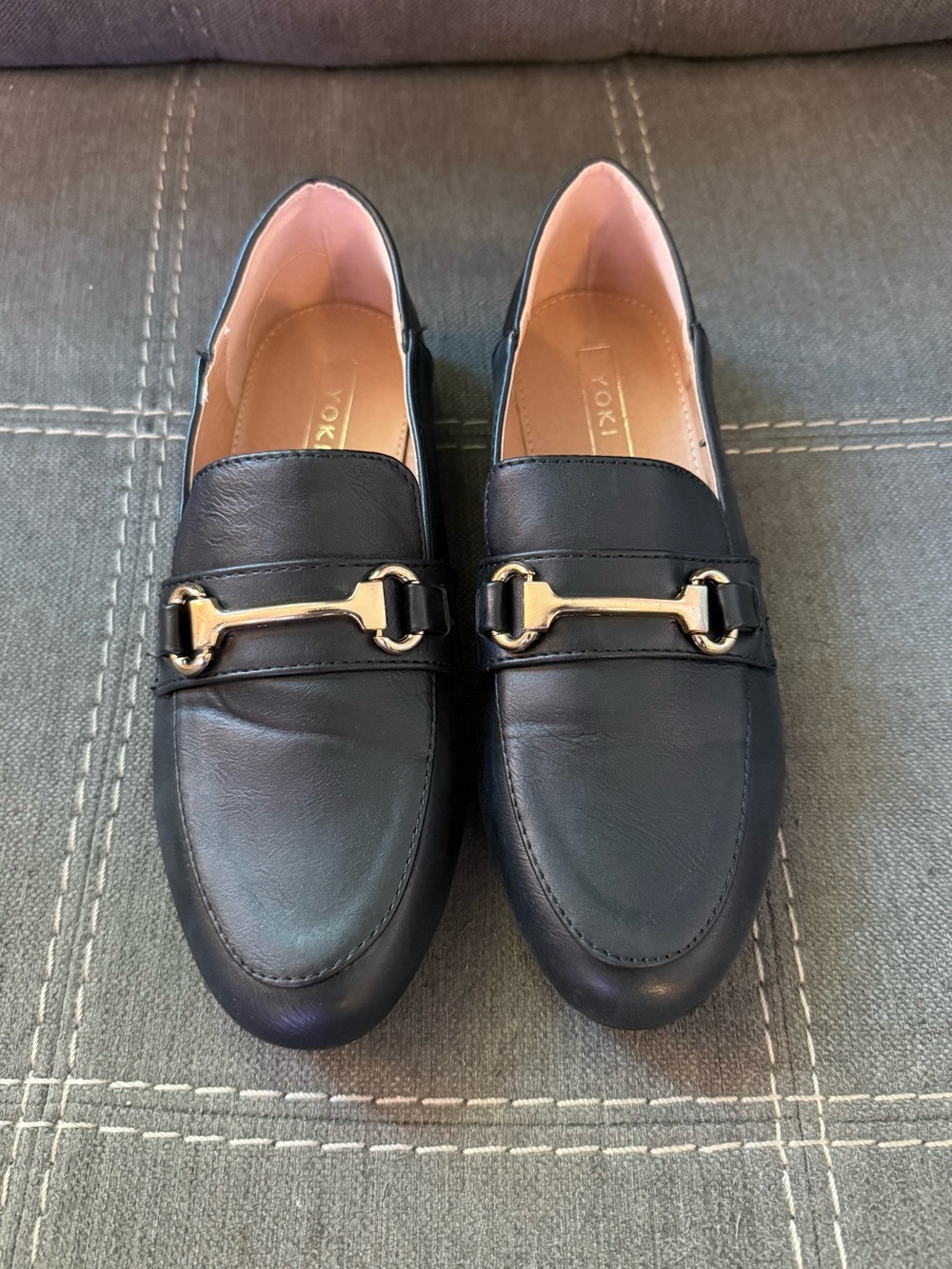 BNIB Yoki Chaslie-15 Black Loafers with Gold Horsebit size 7